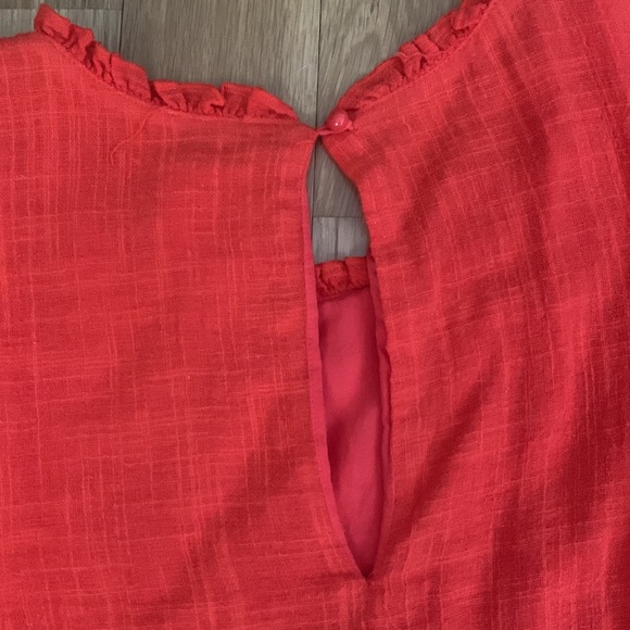 Ruffled Top - Picture 4 of 5